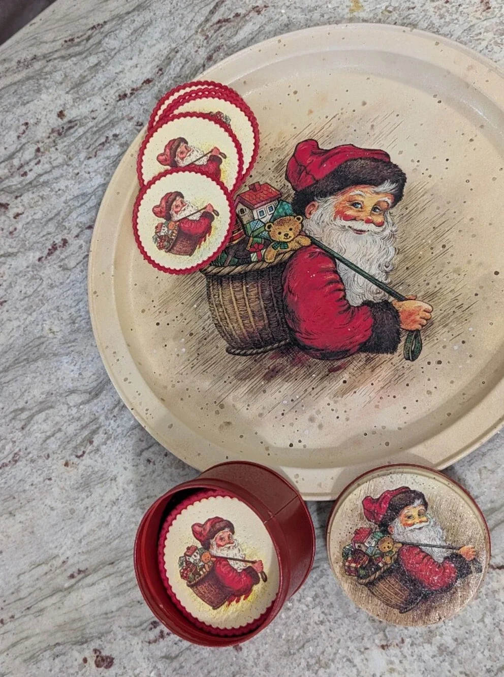 2 Vintage 1986 Potpourri Press Santa Claus Christmas Tins Serving Platter Jar